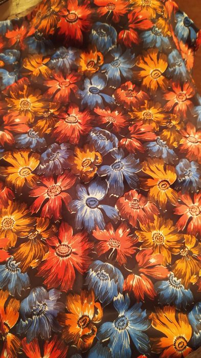 Продаются отрезы тканей