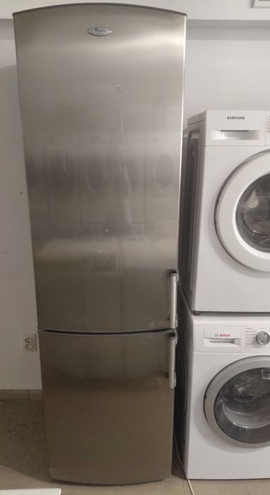 Холодильник Whirlpool