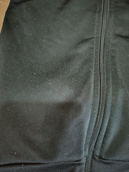 Sprzedam bluzy rozmiar 146