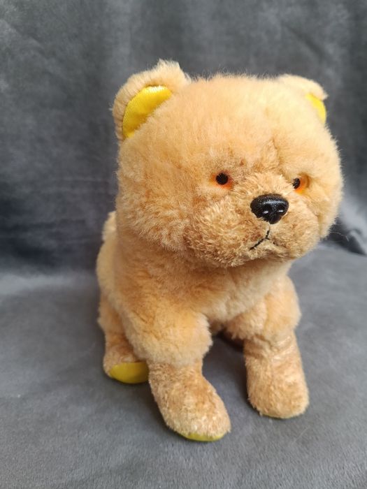 Колекційний плюшевий собака породи чау-чау з популярної серії Ty Beanie Babies, випущена компанією Ty Inc. у 2000 р.