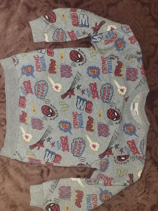 Zestaw bluza bluzy dla chłopca na 122/ 128