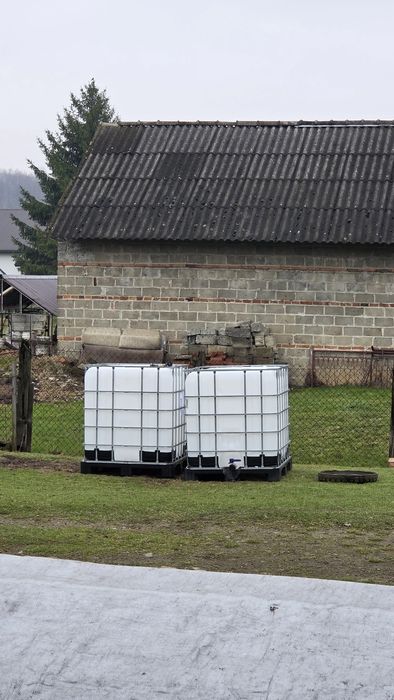 Małzery 1000litrów. 2 sztuk i.