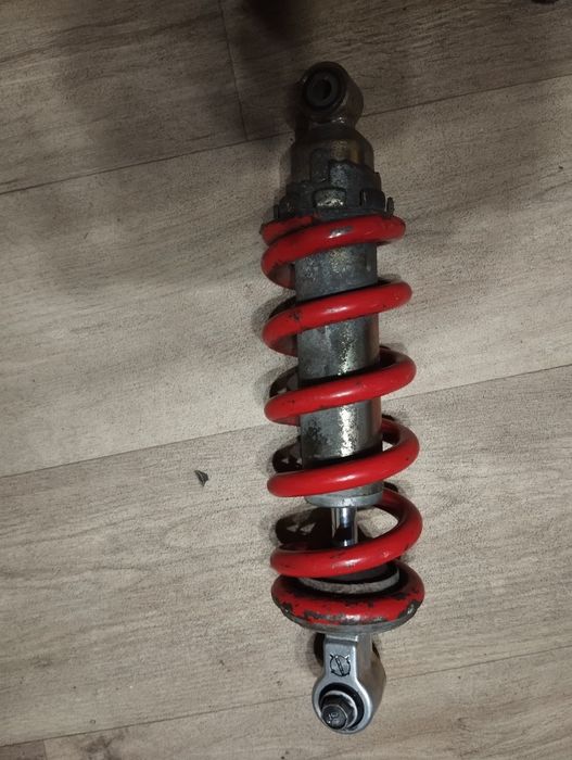 Sprzedam amortyzator 32 cm