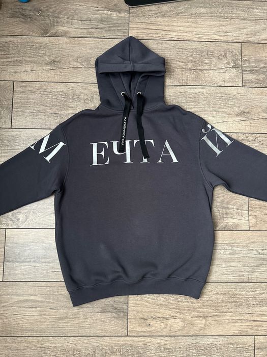 Удлиненное женское худи на флисе от Vika Adamskaya