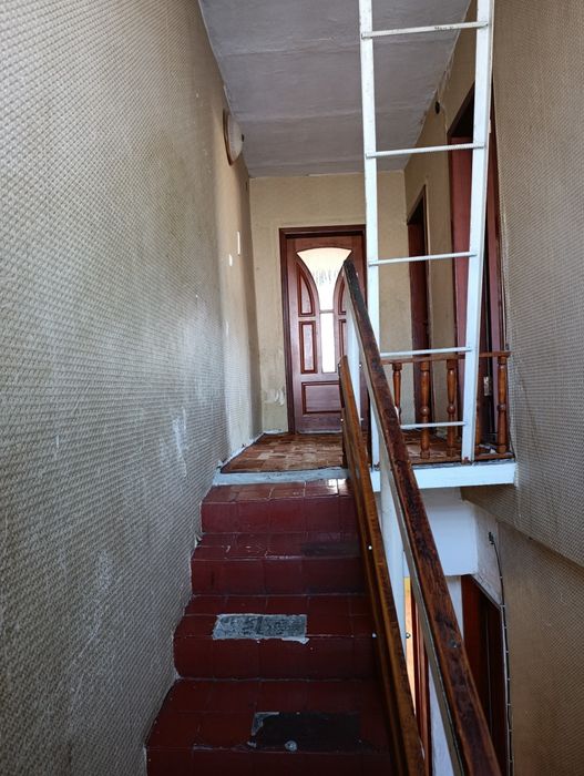 Продам 4х кімнатну 2рівневу квартиру в двоквартирному будинку