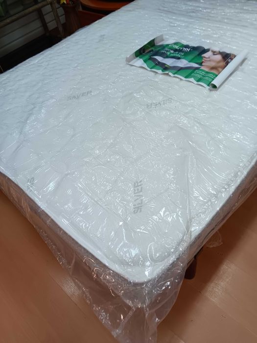 Colchão casal molas ensacadas 190 x 140,  NOVO