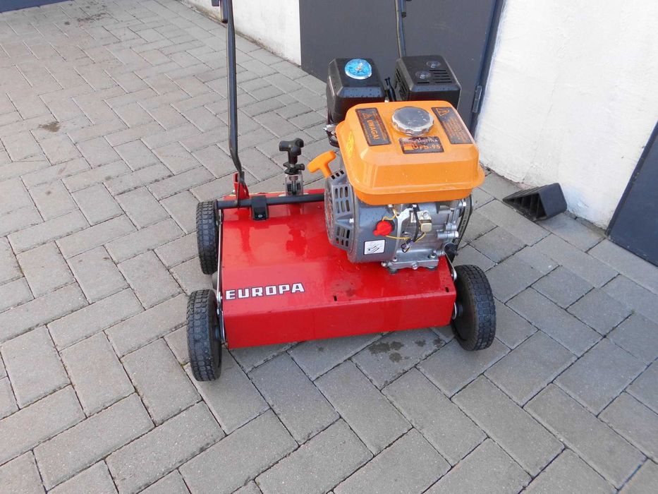 Solidny wertykulator spalinowy 6,5KM