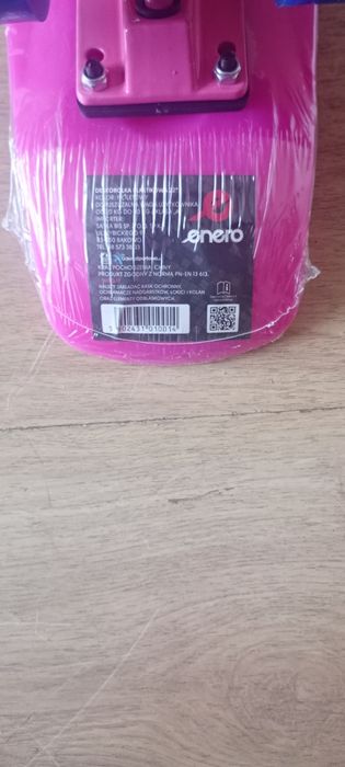 Różowa Fiszka/deskorolka Enero
