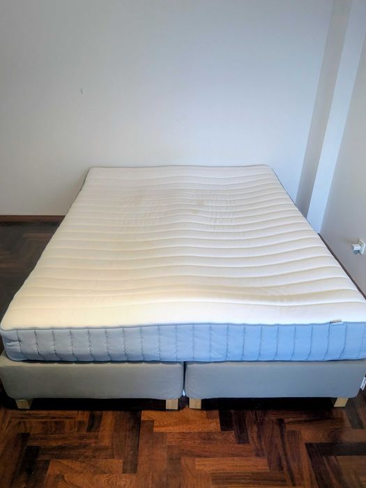 Conjunto Cama IKEA 160x200 + Colchão VALEVÅG + Secretária