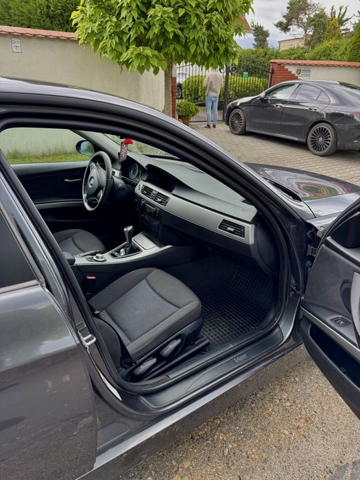 BMW e91 320d dobry stan