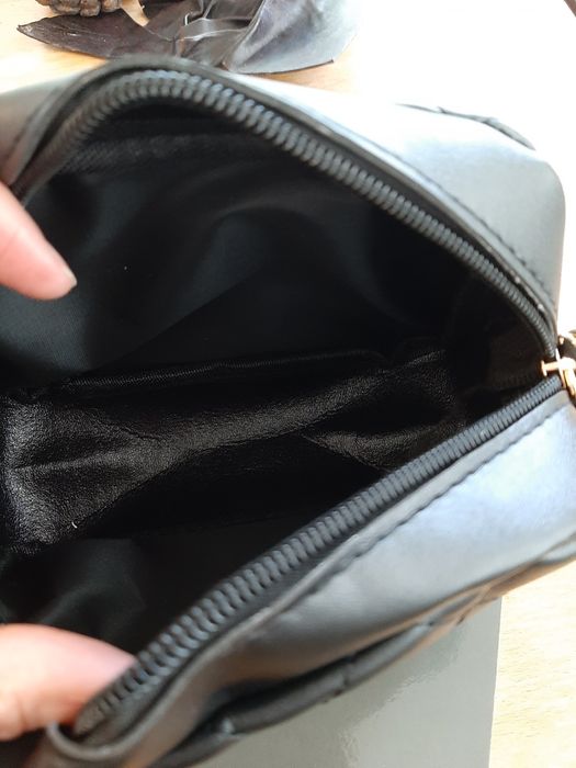 Carteira / Bolsa nova