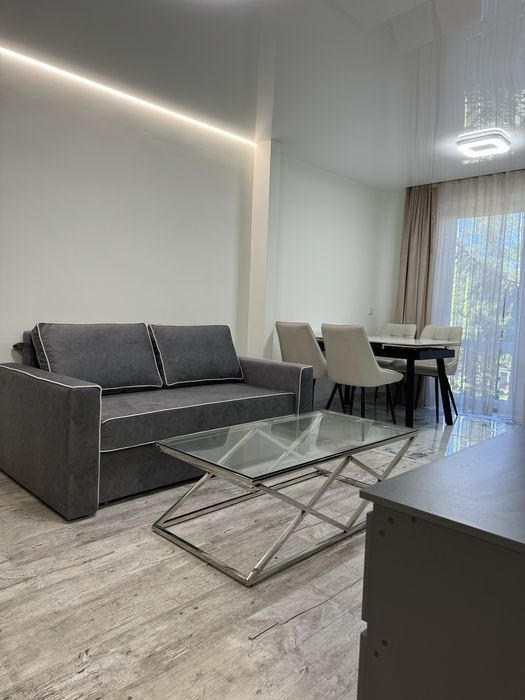 Продається квартра на 2 поверсі