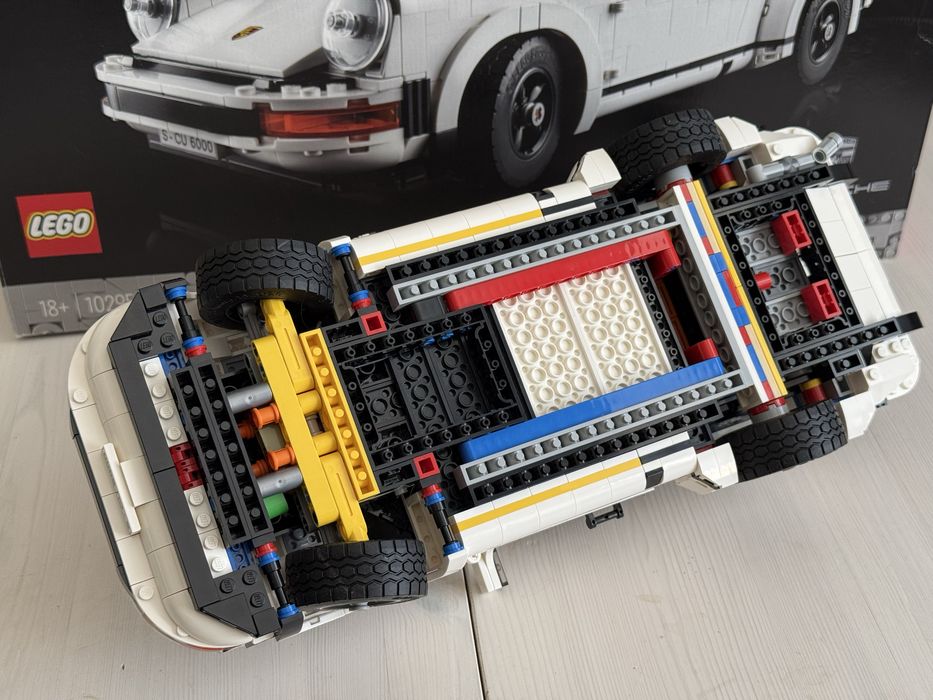 Конструктор LEGO Icons expert Porsche 911 (10295) вживаний та зібраний оригінал