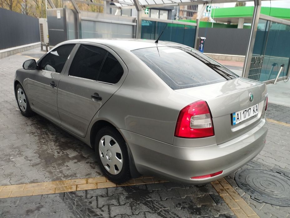 Skoda Octavia 2011 VIN TMBDT21Z0C2028990 фото оголошення 6 з 20