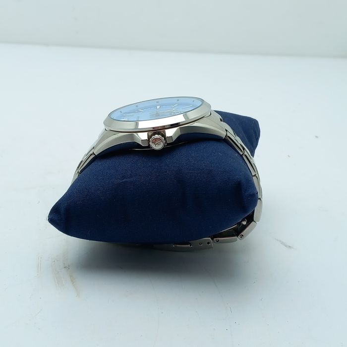 Zegarek Casio EFV-100D