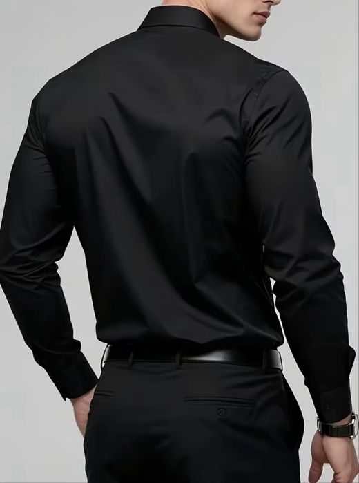 Чоловіча елегантна чорна сорочка