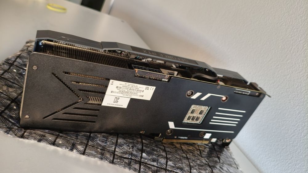 PNY GeForce RTX 3080 10GB XLR8 Gaming UPRISING EPIC-X RGB Triple Fan Edition