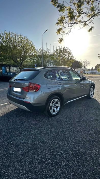 BMW X1 sDrive 18d Caixa automática