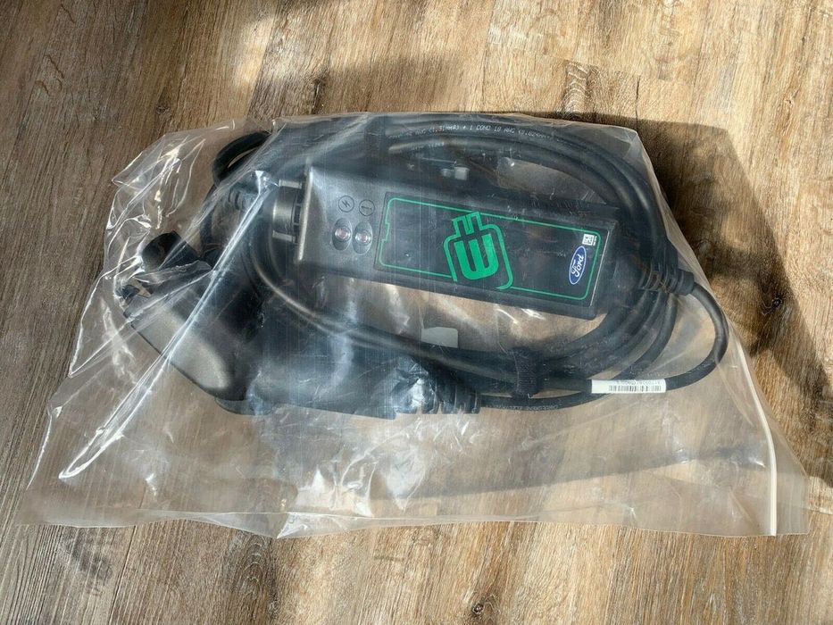 Зарядное устройство J1772 Тип 1 usa Charger Зарядка Focus Fusion