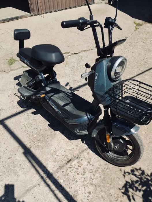 Електромопед crosser cr1