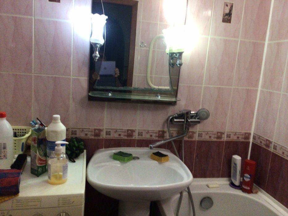 Оренда однокімнатної квартири на Житлоселище . Ліфт працює .