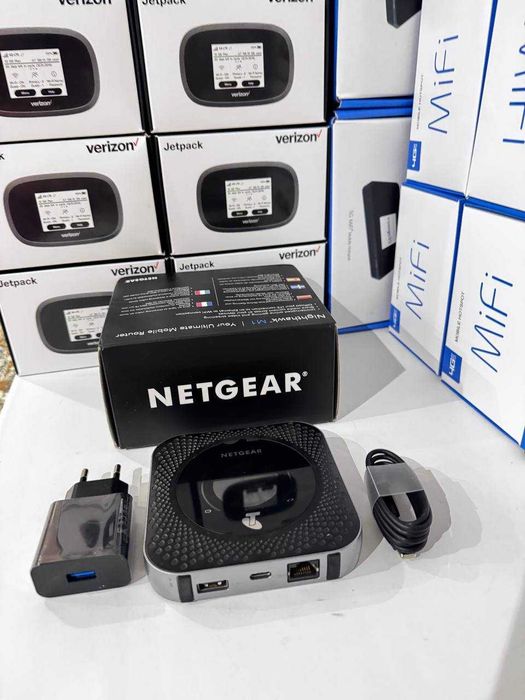 NetGear Nighthawk M1 MR1100 4G LTE Wi-Fi роутер CAT16