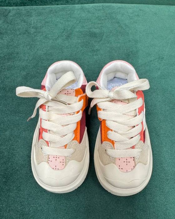 Дитяче взуття для дівчаток та хлопчиків весняні кросівки розмір 22-30