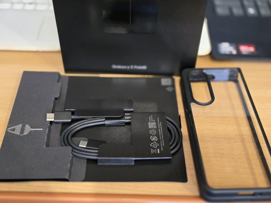 Telefon Samsung Galaxy Z Fold5  12/512 GB