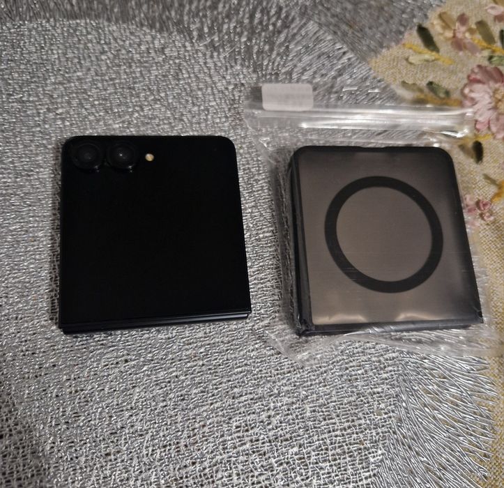 Samsung Flip 7 12/512 новий. Терміново!