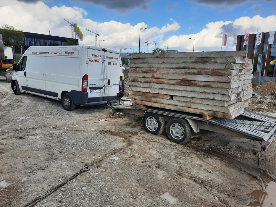 Holowanie transport samochodów łodzi jachtów maszyn rolniczych Polska