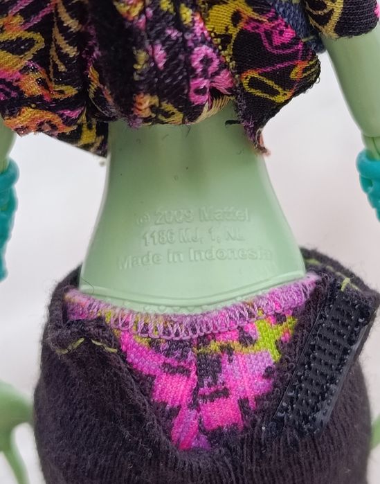 Лялька Monster High Venus McFlytrap basic