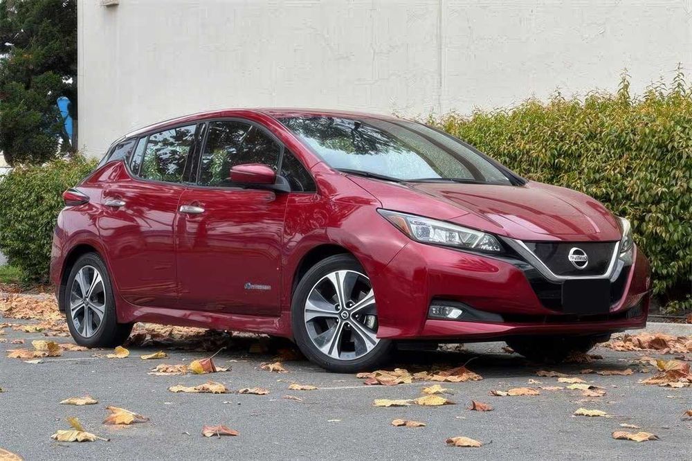 Nissan LEAF SL      2018