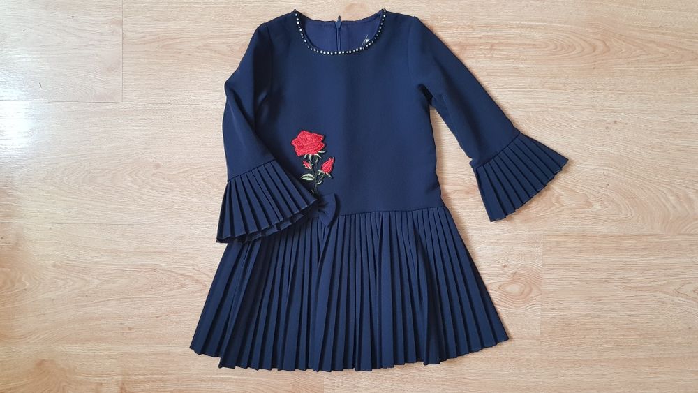 Стильное красивое платье нарядное праздничное платьице плаття сукня