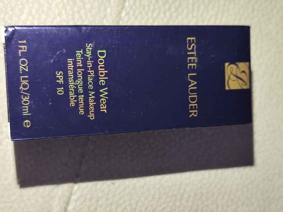2n1 Desert Beige  podkład Estee Lauder