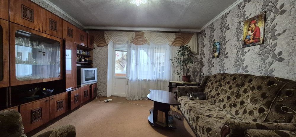 ПРОДАМ 3-кімнатну квартиру в м. Самар, вул. В.Ковалівка.

Квартира роз