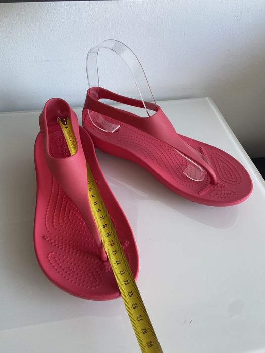 Sandały Crocs Serena Flip r. 37/38 W7