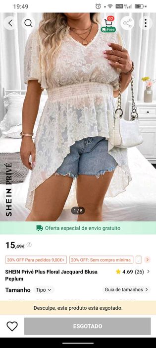 Várias roupas tamanhos grandes