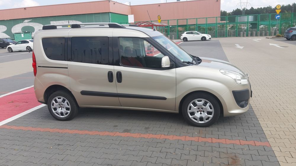 Fiat Doblo 1.6 mjet 7 osobowy 160000km