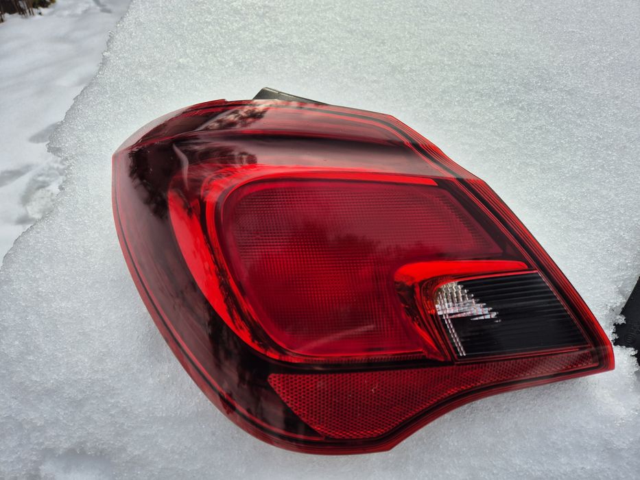 Corsa E lampy tył Europa