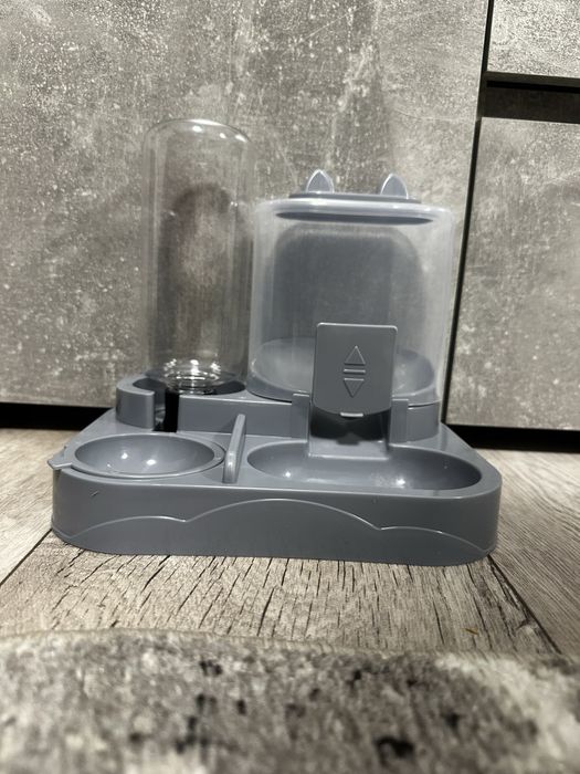 Автоматическая кормушка для котов