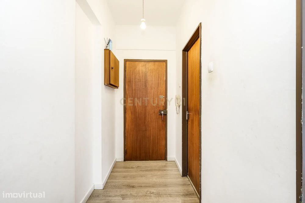 Property in Massamá E Monte Abraão, Lisboa