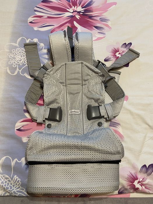 Babybjörn Baby Carrier One