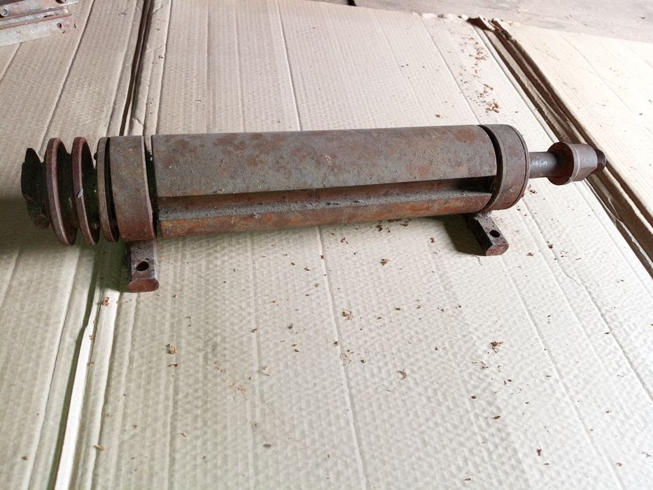 Вал для фуговального станка