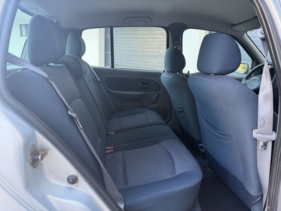 Renault clio 1.2 16V