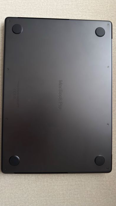 Sprzedam MacBook Pro M4 Pro