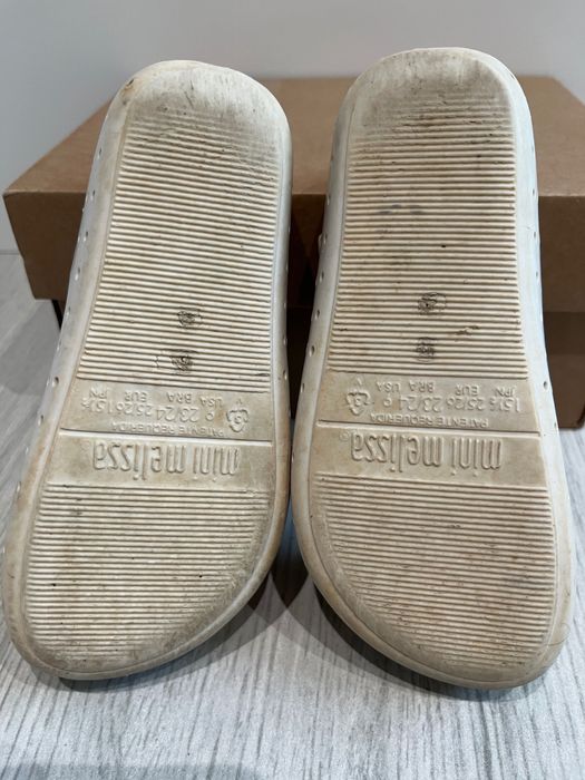 Buty sandały dla dziewczynki Mini Melissa Ultragirl Banana R. 25/26