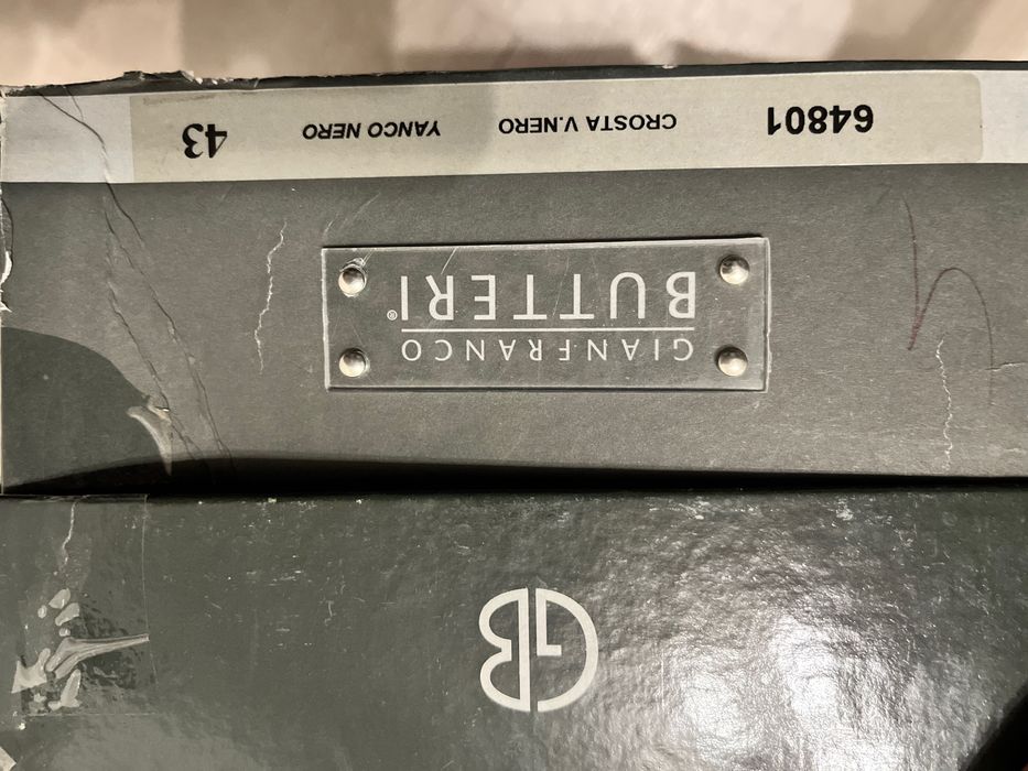 Оригінальні шкіряні туфлі Gianfranco Butteri (made in Italy)