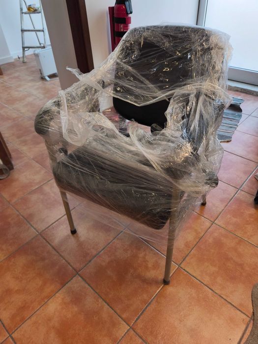 Cadeira com suporte para tirar sangue