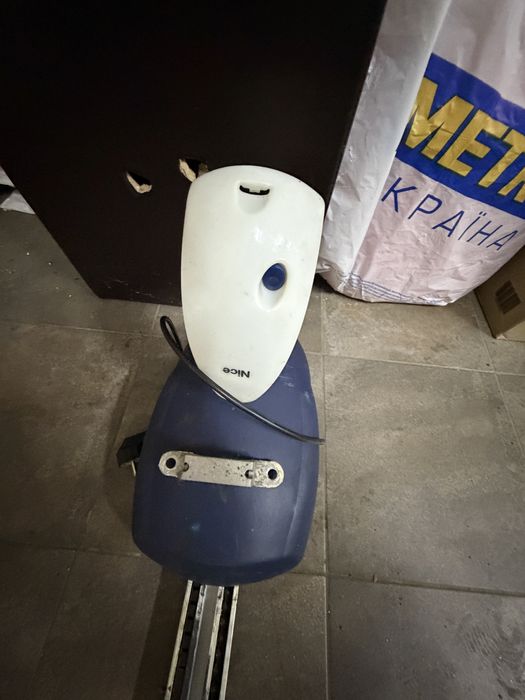 продам Автоматику в гараж Nice