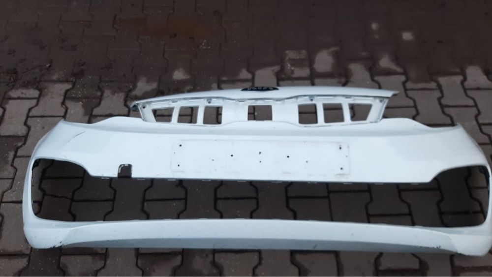 Zderzak Przód Kia Rio III